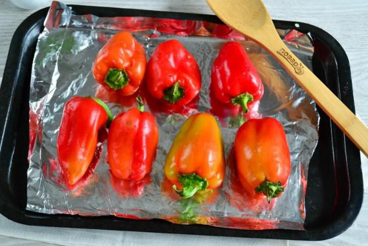 Interesting recipe for delicious Serbian roasted peppers