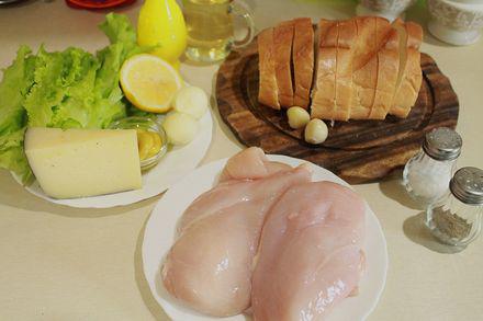 Perfect Caesar salad recipe with chicken and yolk sauce