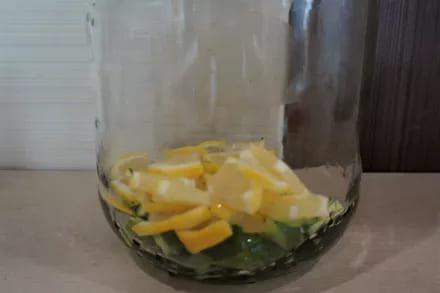 How to Prepare a Refreshing Vitamin Sassy Water for Weight Loss