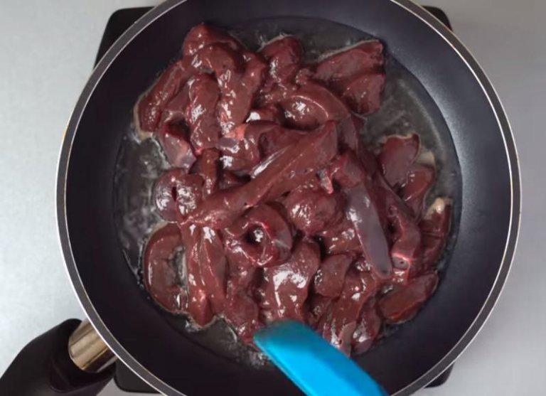 Only properly fried liver with onions will become a heavenly delicacy. I'll tell you the secret...