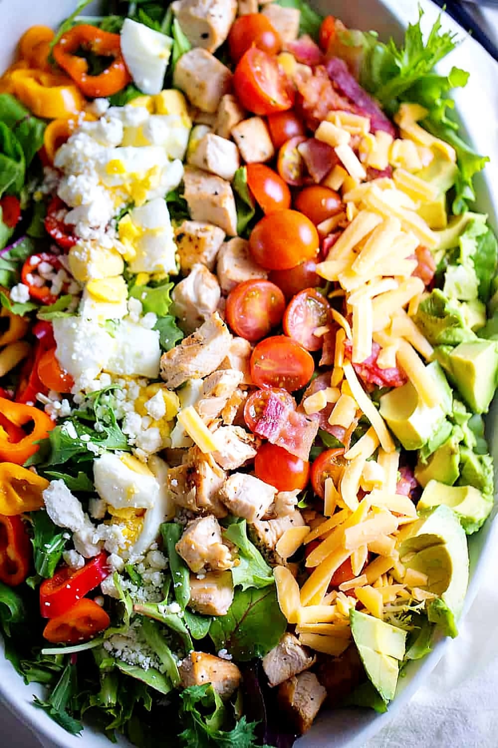Colorful and Flavorful Deluxe Cobb Salad Recipe