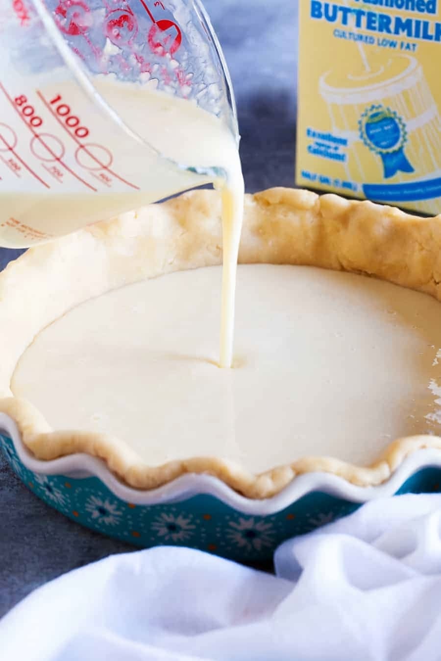 Amish Buttermilk Pie: A Creamy Delight