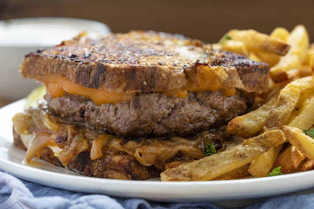 Savory Bliss: Craft Your Irresistible Patty Melt Delight