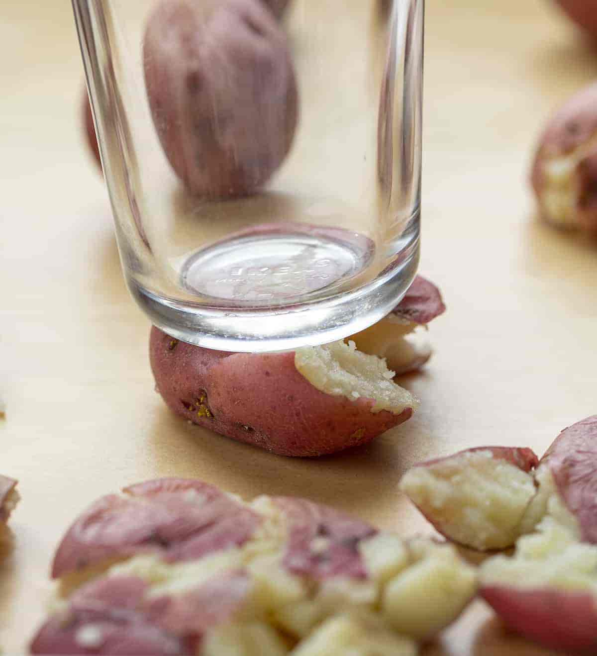 Garlic Cajun Smashed Potatoes Recipe